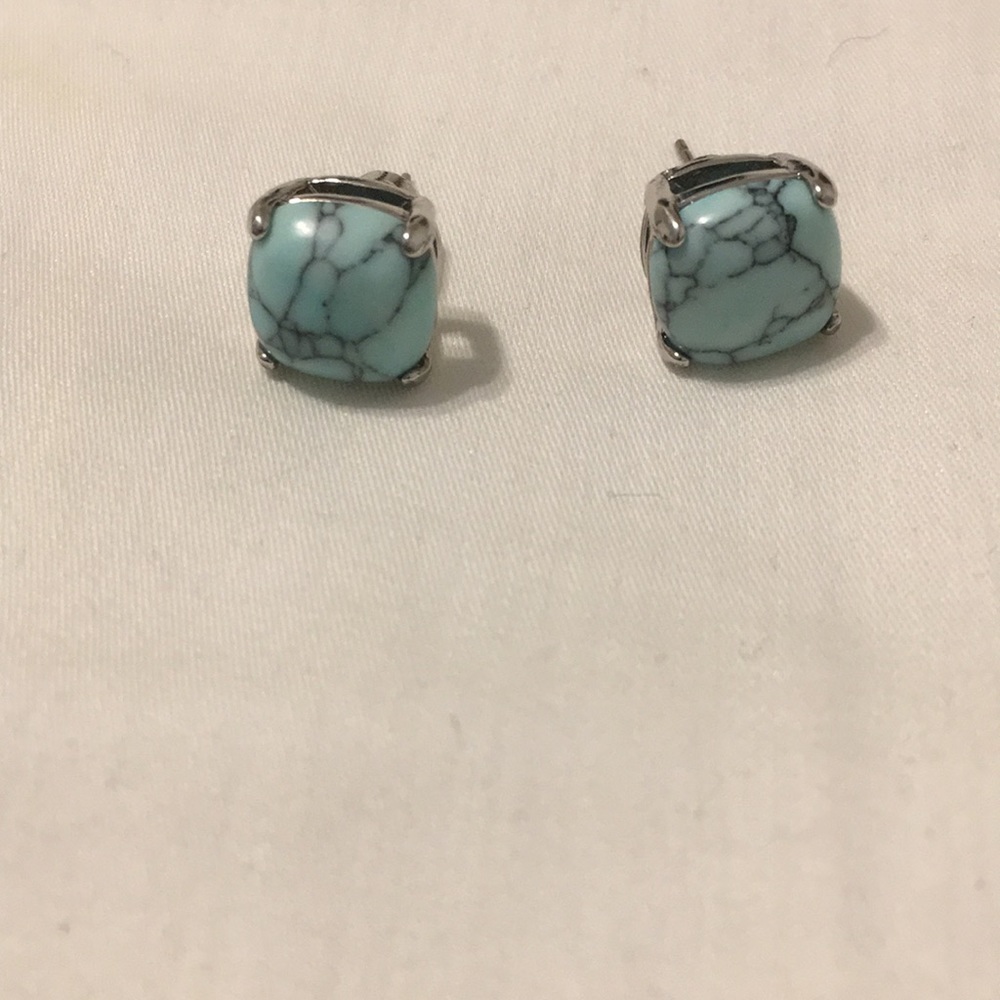 Chloe+Isabel teal stud earrings